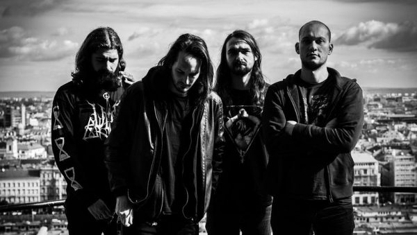 DER WEG EINER FREIHEIT представят сингъла “Morgen”