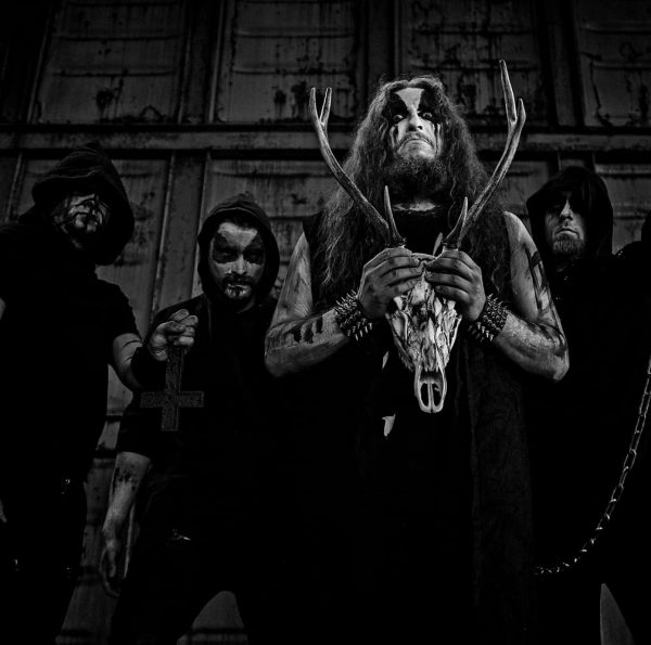 Стрийм: Horns : Śmierć Nie Jest Granicą