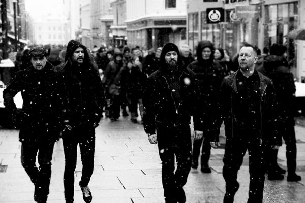 Стрийм : Dold Vorde Ens Navn : Mørkere