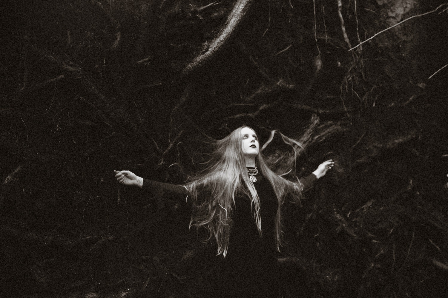 Чуйте “Verses In Oath”, новият албум на HULDER