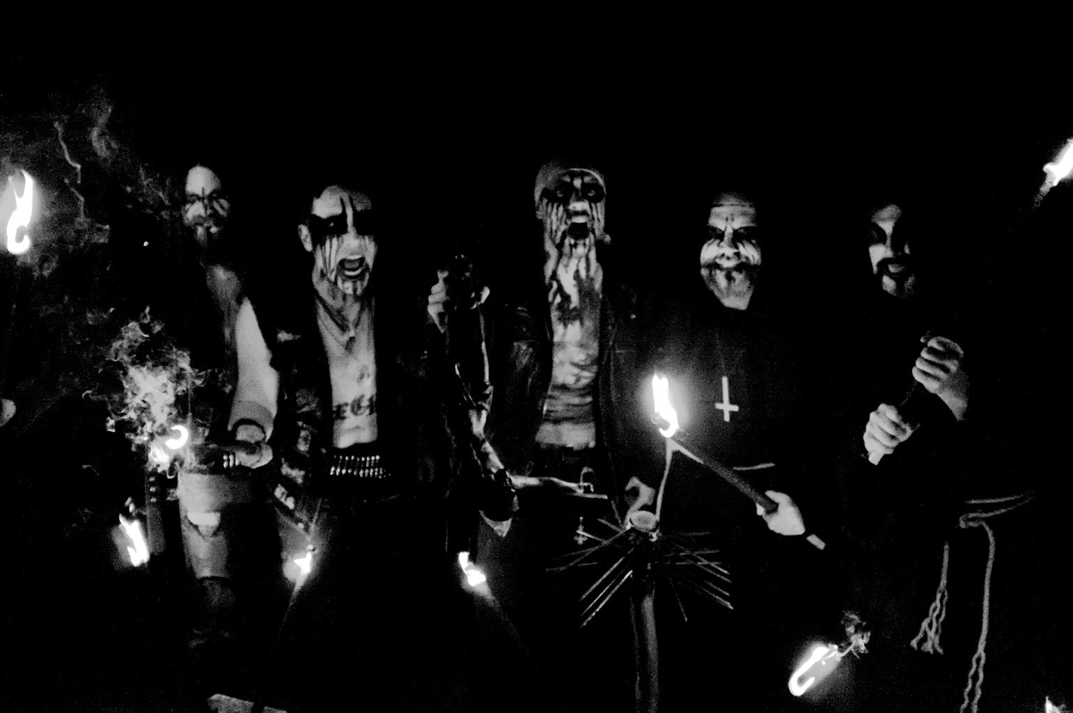 Германците Amystery се завръщат с албума “Chaos Empire Satan”