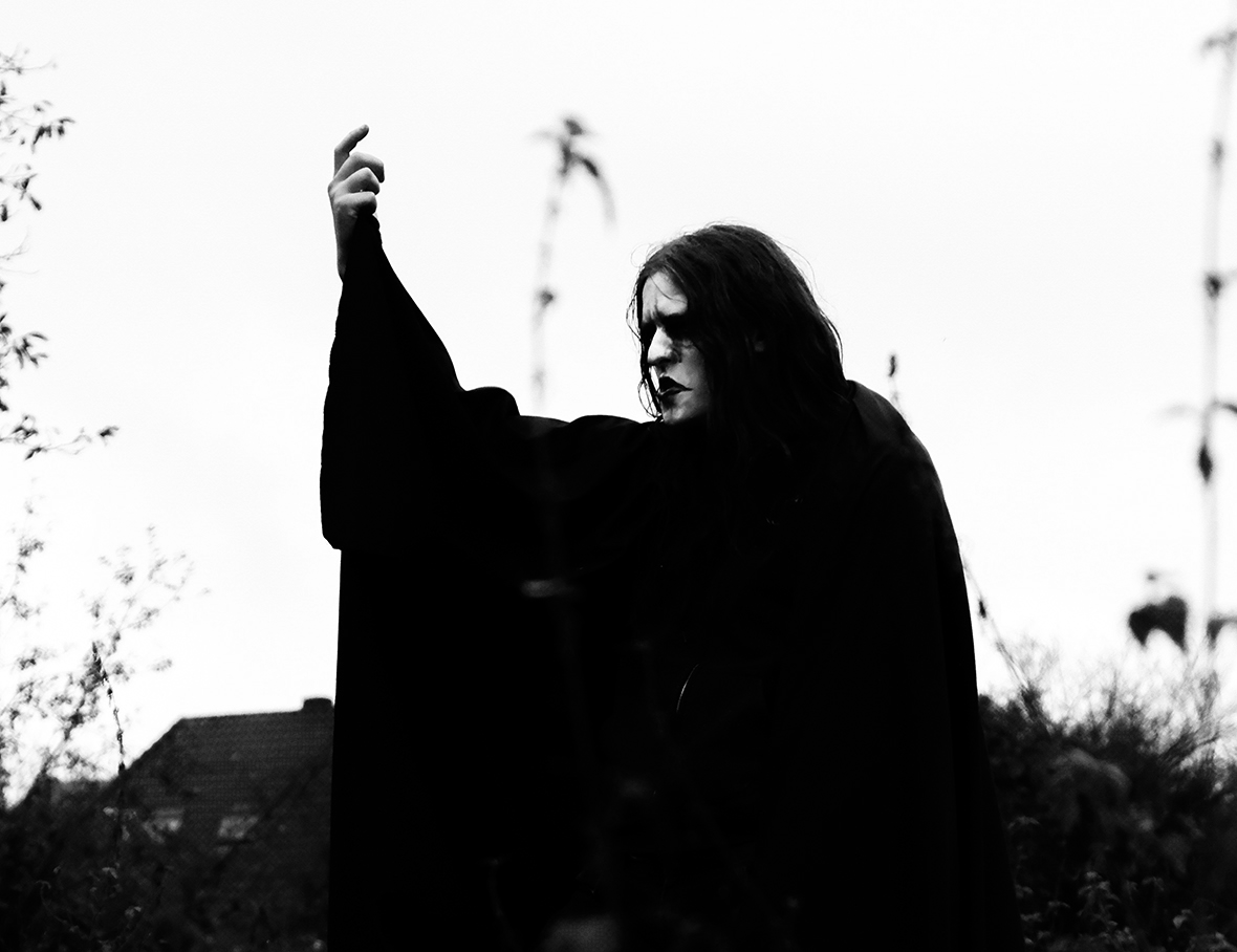 Nocturnal entity BLOEDMAAN reveals its latest offering, “Vampyric War in Blood”, in its entirety