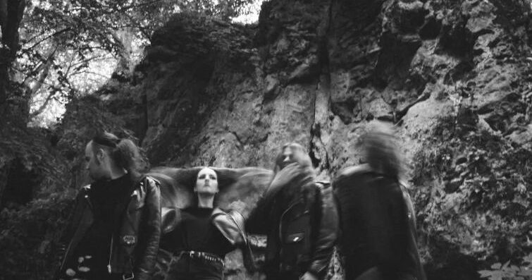 Mørkt Tre unleash their new offering, “Карпатські Містерії”