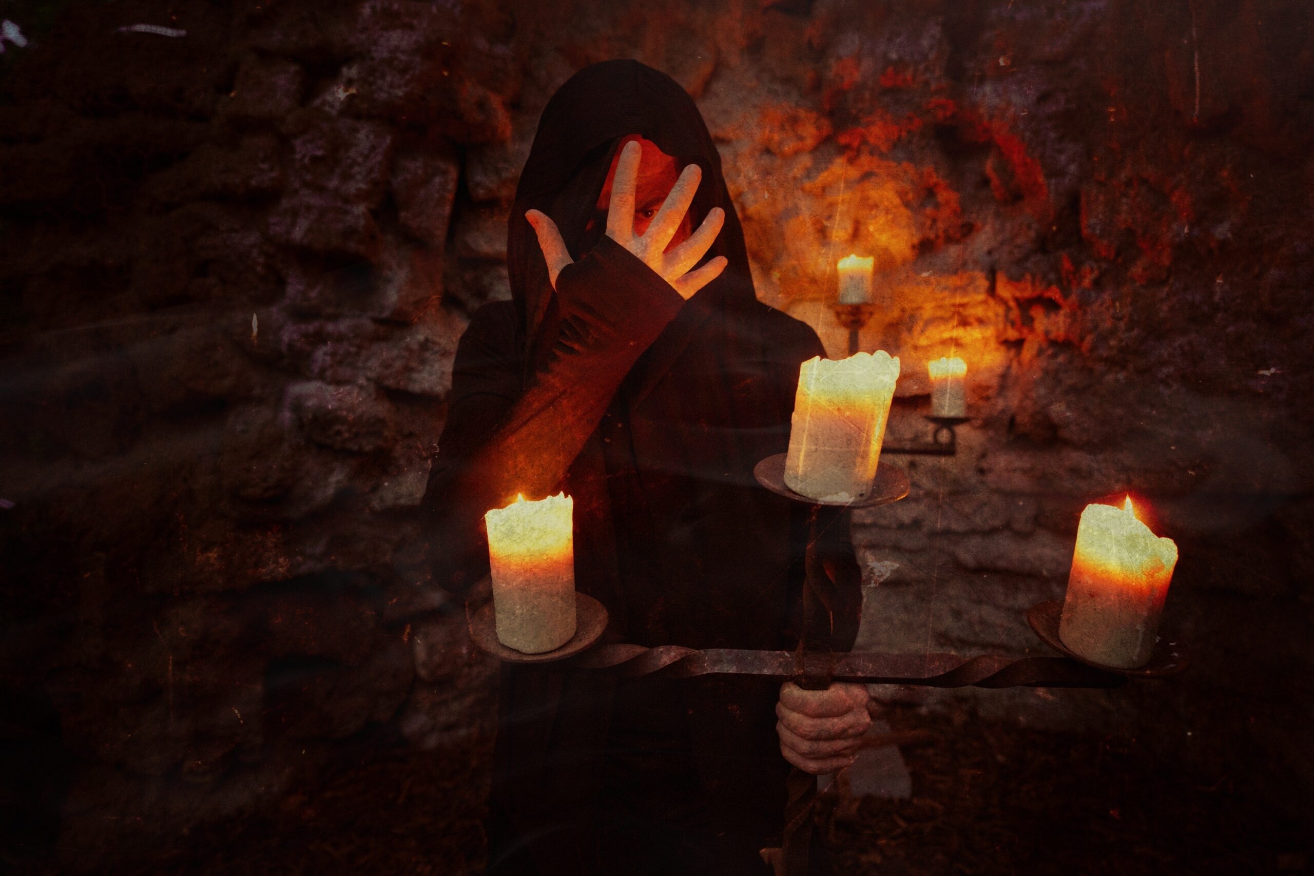 Belgian entity Däahl presents the first glimpse into its forthcoming debut offering